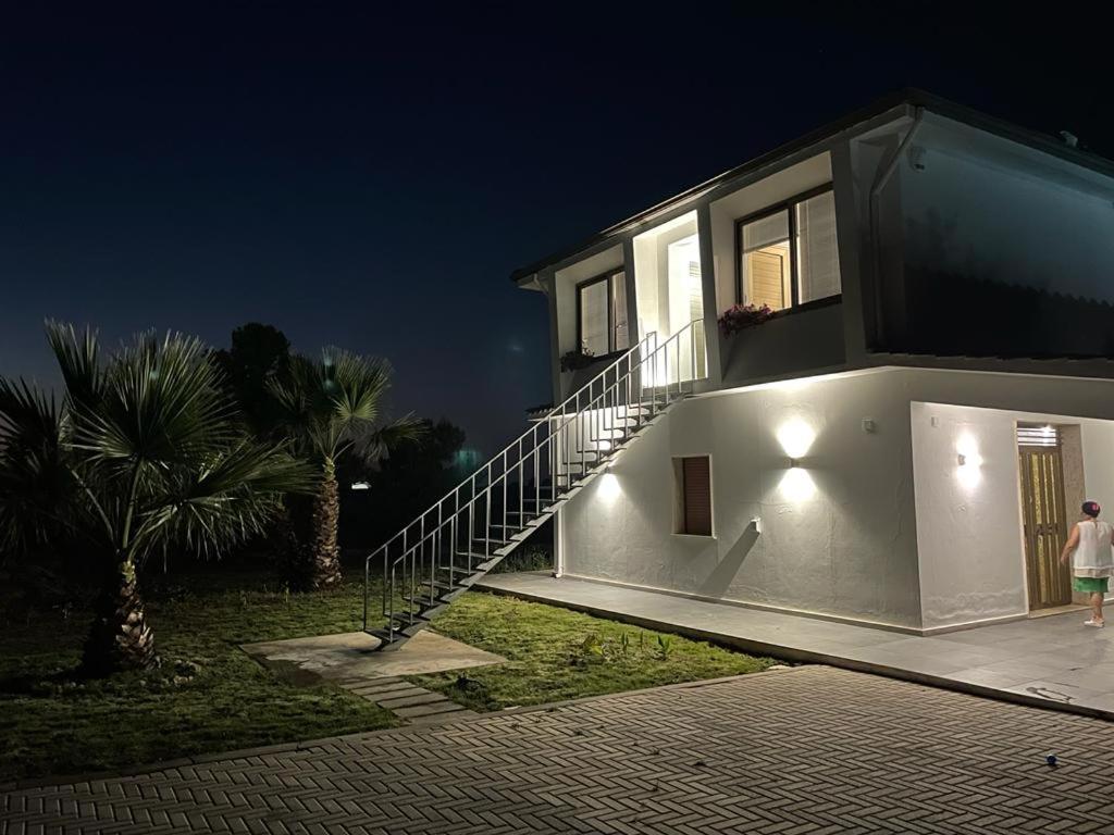 Casa Vacanza Villa Dorotea Partinico Exteriör bild